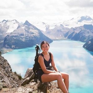 Meet your Posher, Christina